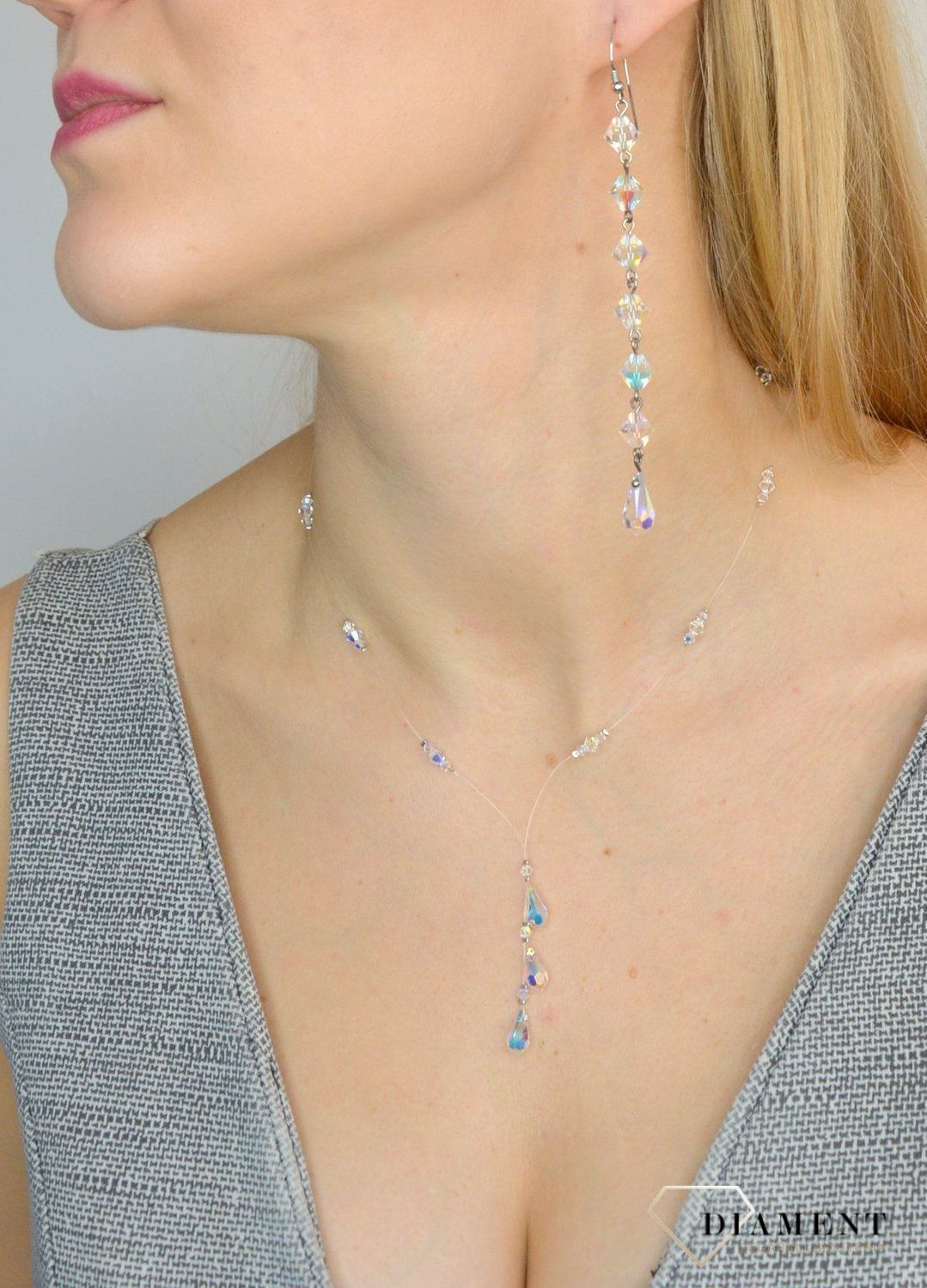 Kolczyki srebrne wiszące Swarovski 11 cm. Kolczyki Swarovski element w opalizującym kolorze KR 493-1 wykonana ze srebra próby 925 oraz ekskluzywnych kryształów Swarovski® crystals..jpg